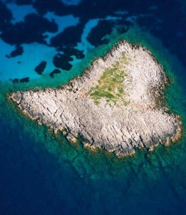 Νησάκι κοντά στην Σαπιέντζα